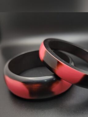 Black and Pink Resin Bangle Bracelet Set